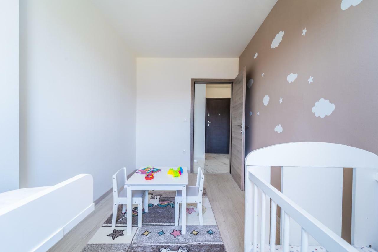 Maris Apartment